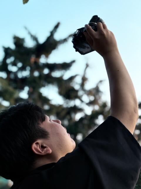 撮影中の下野さん